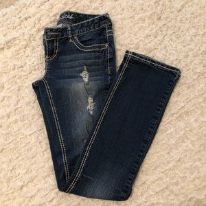 Maurices jeans